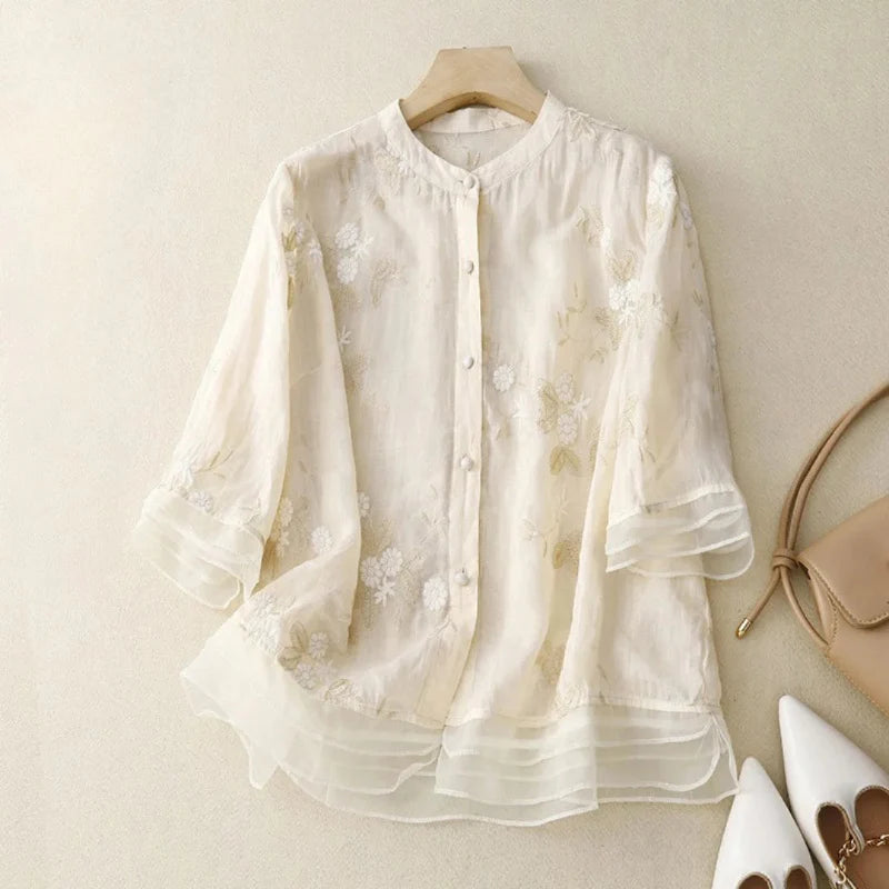 Celine - Geborduurde blouse